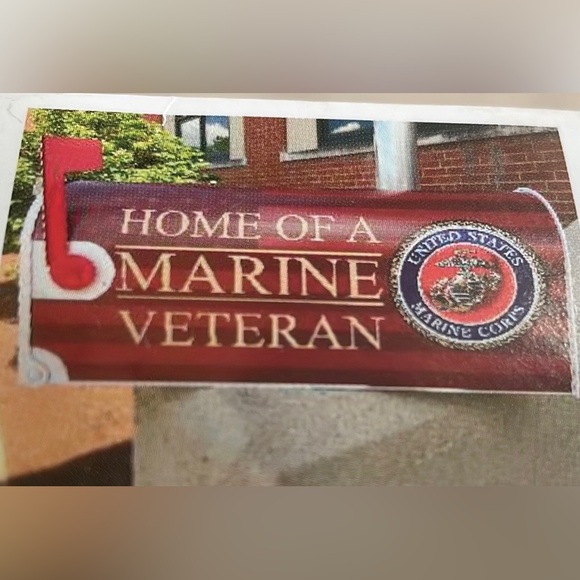 Mailbox Cover - Picture 1 of 7